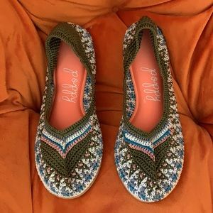 Poppy Crochet Flats